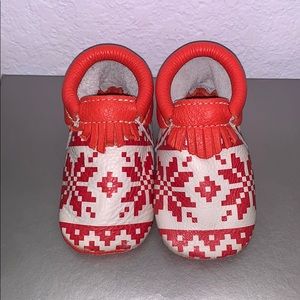 FRESHLY PICKED Holiday Season City Moccasins - 4